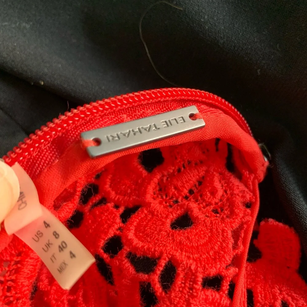 Elie Tahari - Emory Sleeveless Sheath Dress w Lace Detail - size 4 - Picture 5 of 5